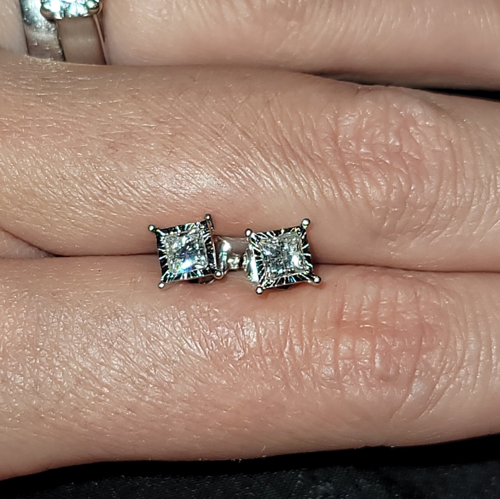 Kay Jewelers 1/2 CTW Princess Cut Earrings